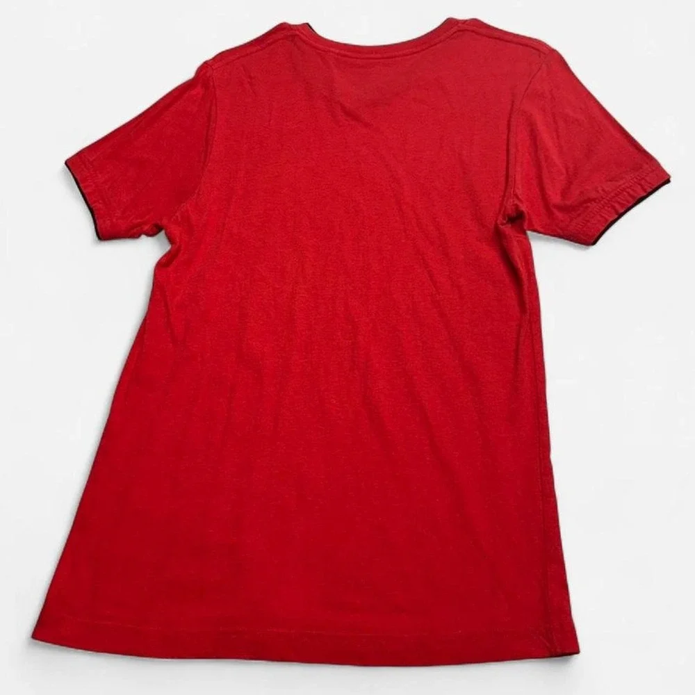 Guess Jeans Los Angeles Mens Red V-Neck T-Shirt Small Black Trim Logo Tee - Picture 5 of 8